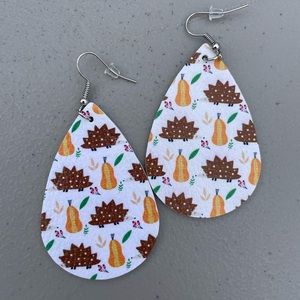 Fall faux leather earrings.(Squash)